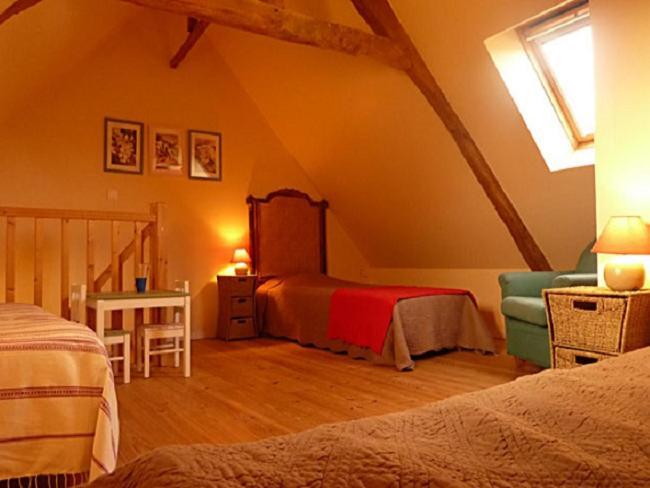 Ker Neizh Breizh - Chambres D'Hotes - Le Petit Chatelier Saint-Samson-sur-Rance Exterior photo